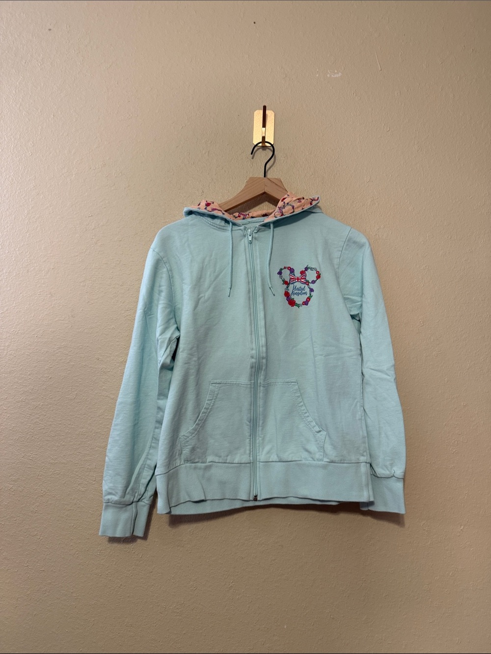Disney Parks EPCOT United Kingdom Minnie Mouse Full Zip Hoodie Mint Green Large